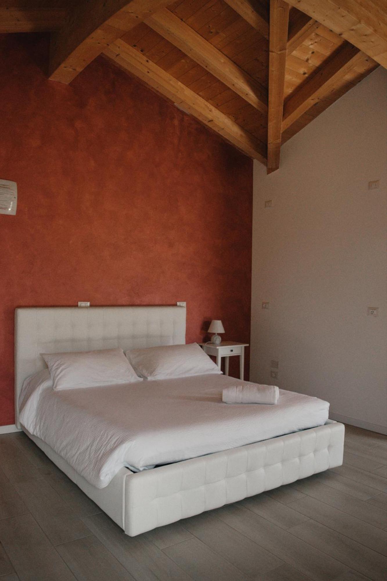 Bed and Breakfast Rama Relais Caprino Veronese Exterior foto